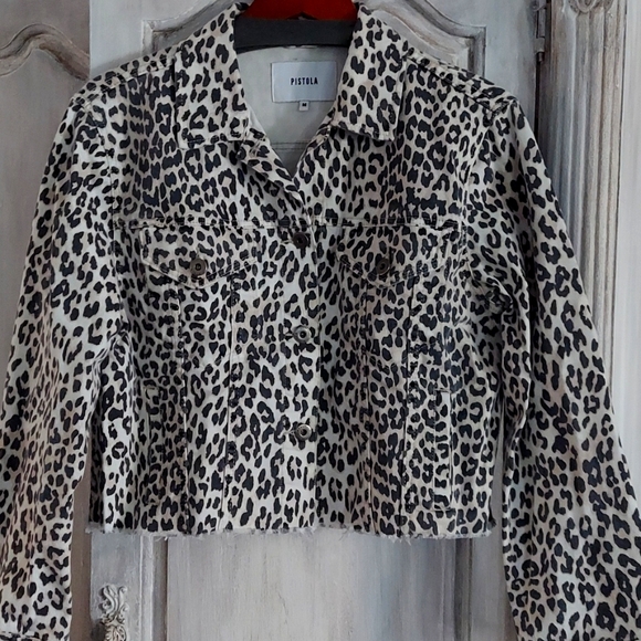 NEVER WORN Pistola Naya Leopard Print Boyfriend Denim Jacket - Picture 1 of 5